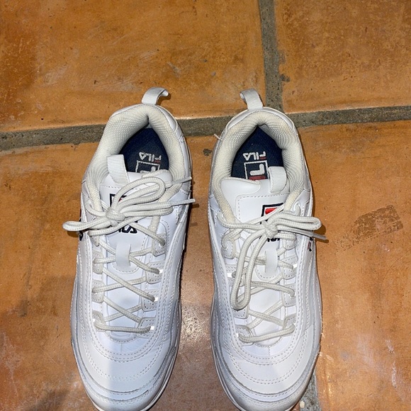 Fila shoes - Picture 4 of 5